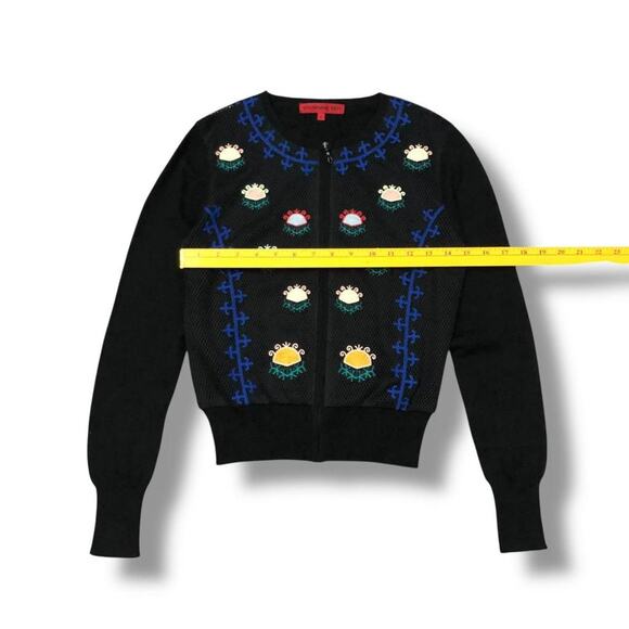 Vivienne Tam Flower Logo Top - Picture 5 of 5